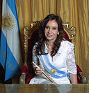 128px-Cristina_Fernández_de_Kirchner_-_Foto_Oficial_2